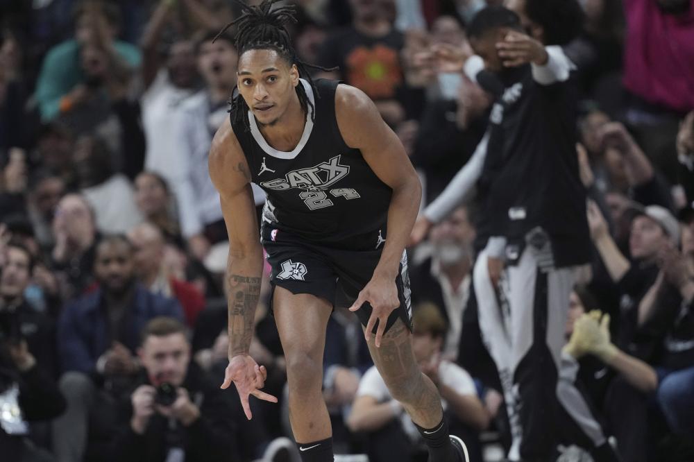 是巨大的财 是巨大的财