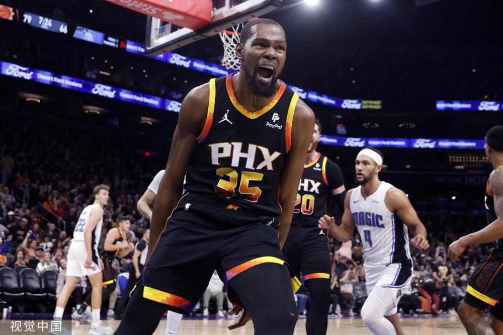 禁区内与对 禁区内与对