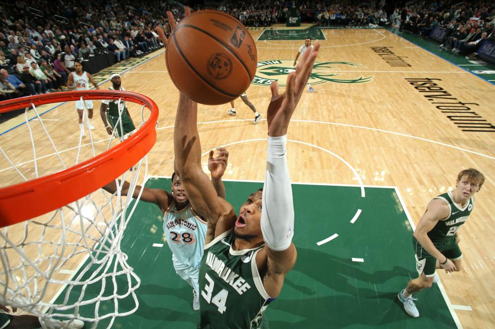 足球不仅仅 足球不仅仅