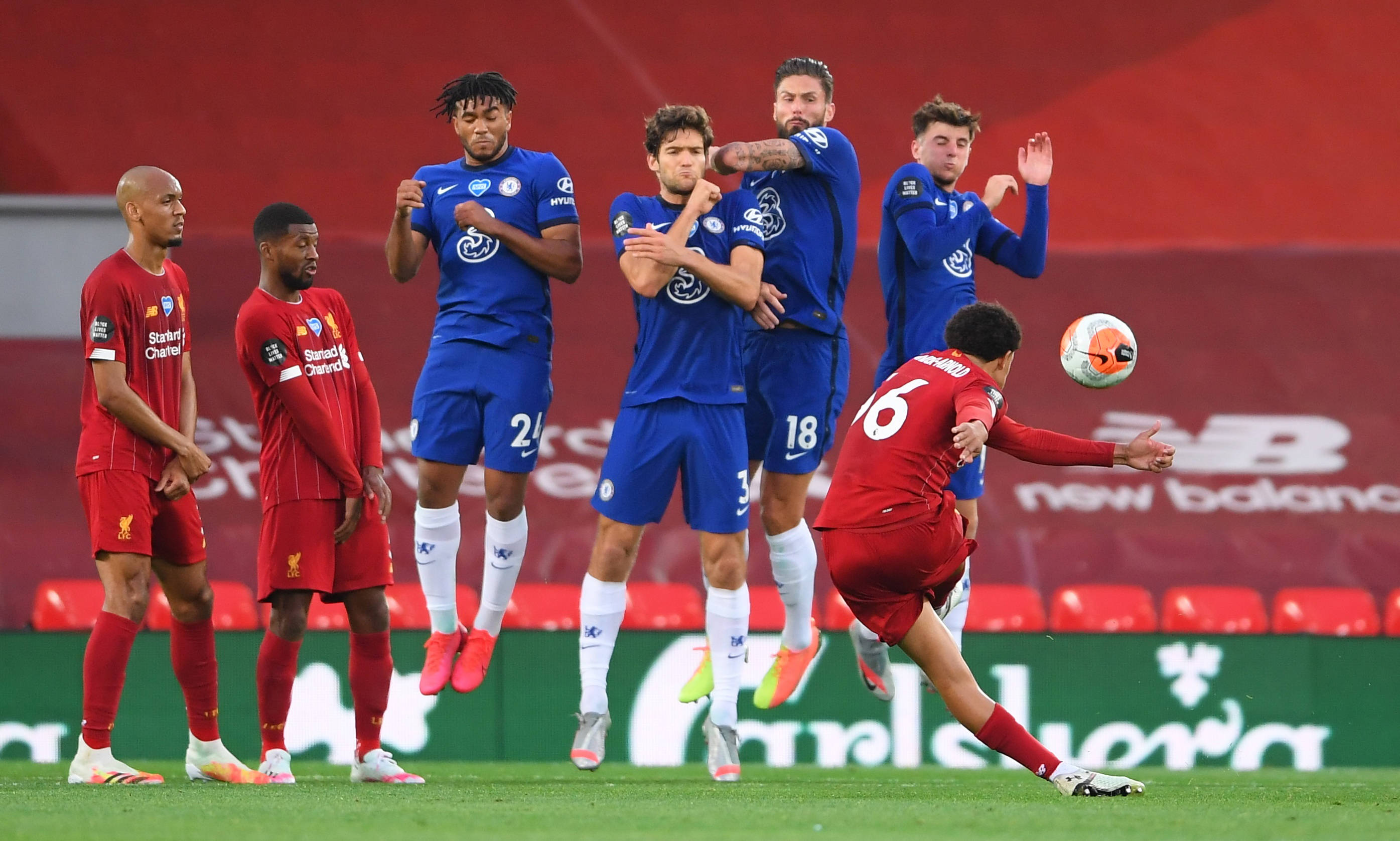 上演关键时 上演关键时