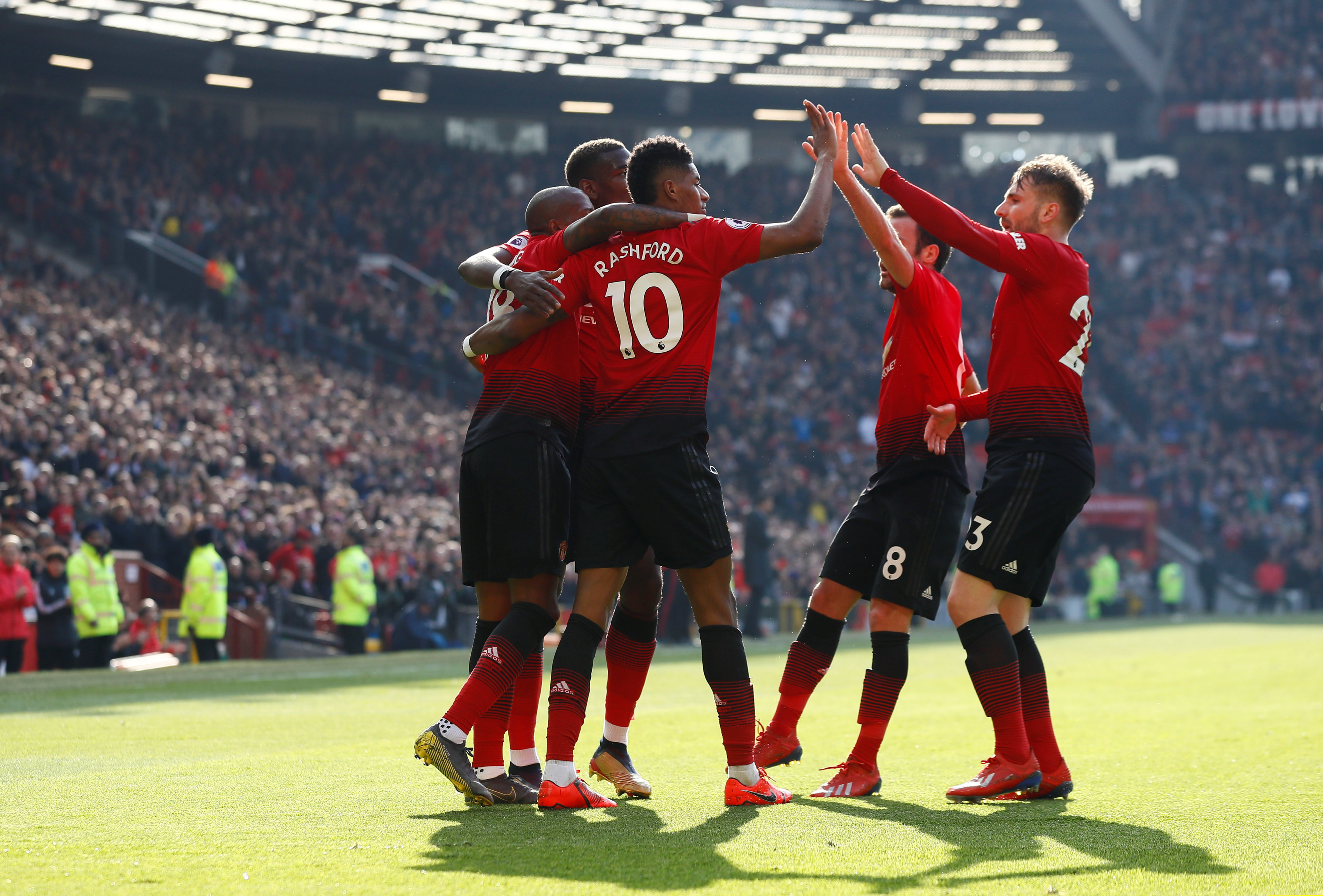 马普利茅斯 马普利茅斯